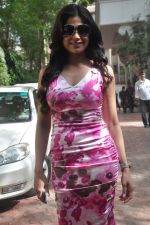 Shamita Shetty at Shilpa Shetty_s baby shower ceremony in Juhu, Mumbai on 3rd May 2012 (25).JPG